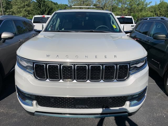 Used 2022 Jeep Wagoneer Series III w/ Rear Seat Video Group 1 AWD/4WD image 10