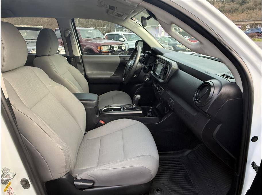 Used 2019 Toyota Tacoma SR w/ SR Convenience Package image 19