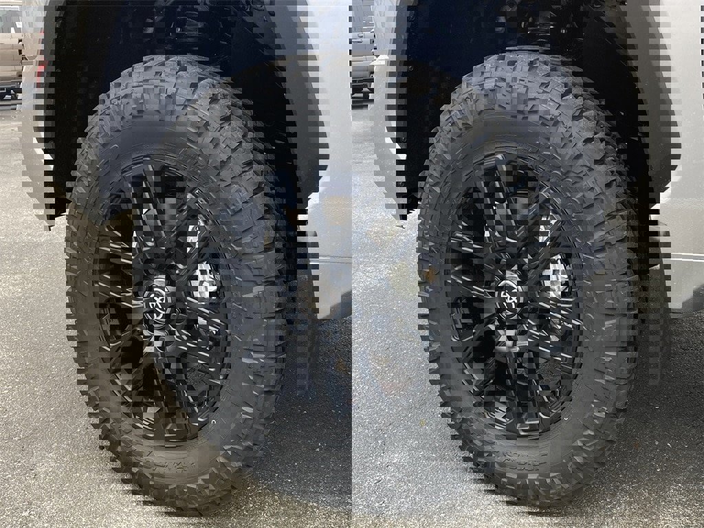 New 2026 Toyota Tundra SR5 image 9