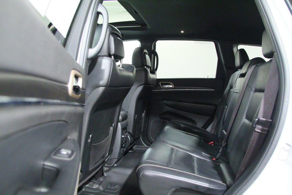 Used 2017 Jeep Grand Cherokee Limited AWD/4WD image 28