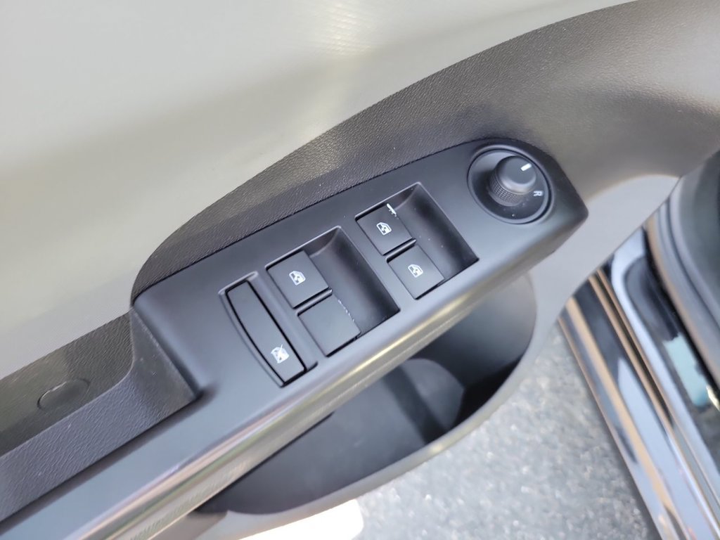 Used 2019 Chevrolet Sonic LT FWD image 21