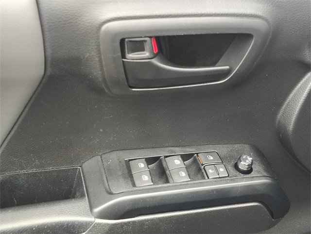 Used 2022 Toyota Tacoma SR5 image 12