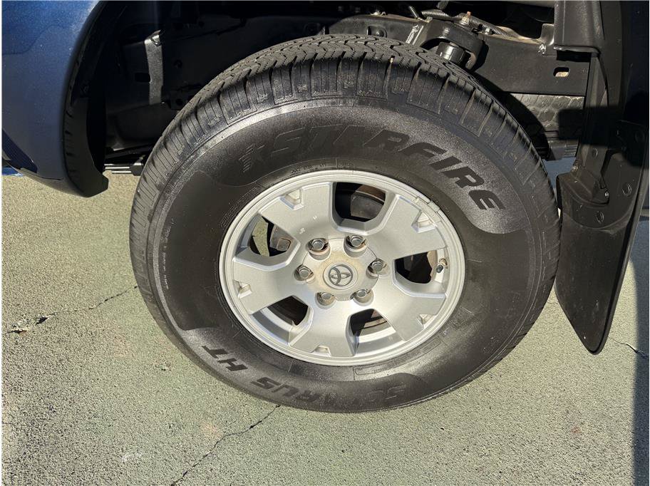 Used 2008 Toyota Tacoma PreRunner w/ SR5 Pkg #2 RWD image 10