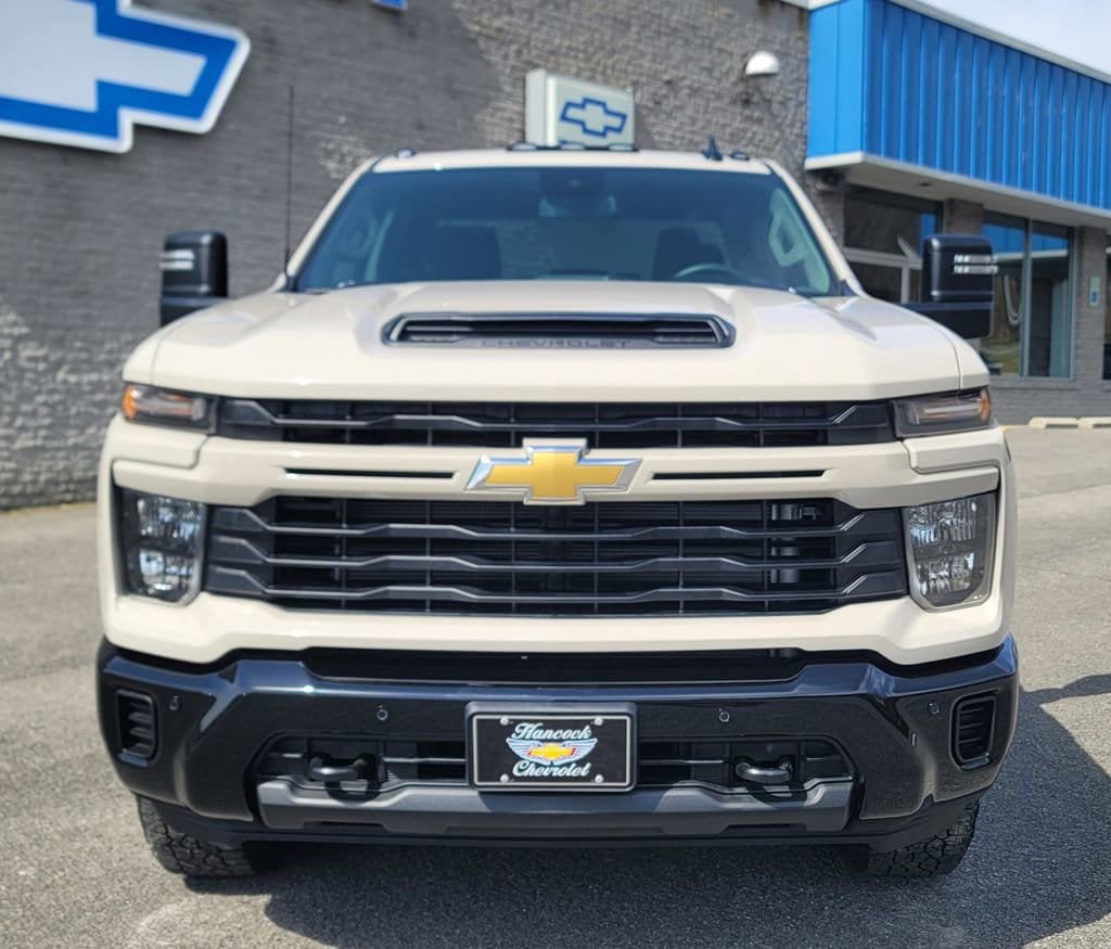 New 2026 Chevrolet Silverado 2500 Custom w/ Custom Value Package AWD/4WD image 10