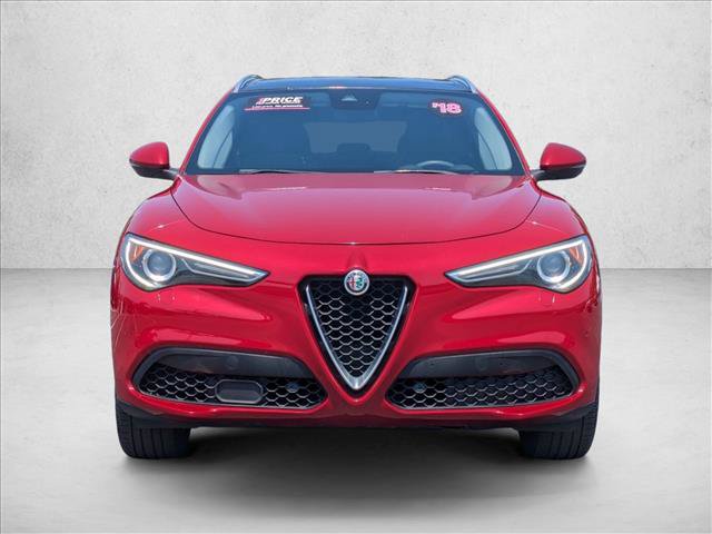 Used 2018 Alfa Romeo Stelvio Ti AWD/4WD image 2