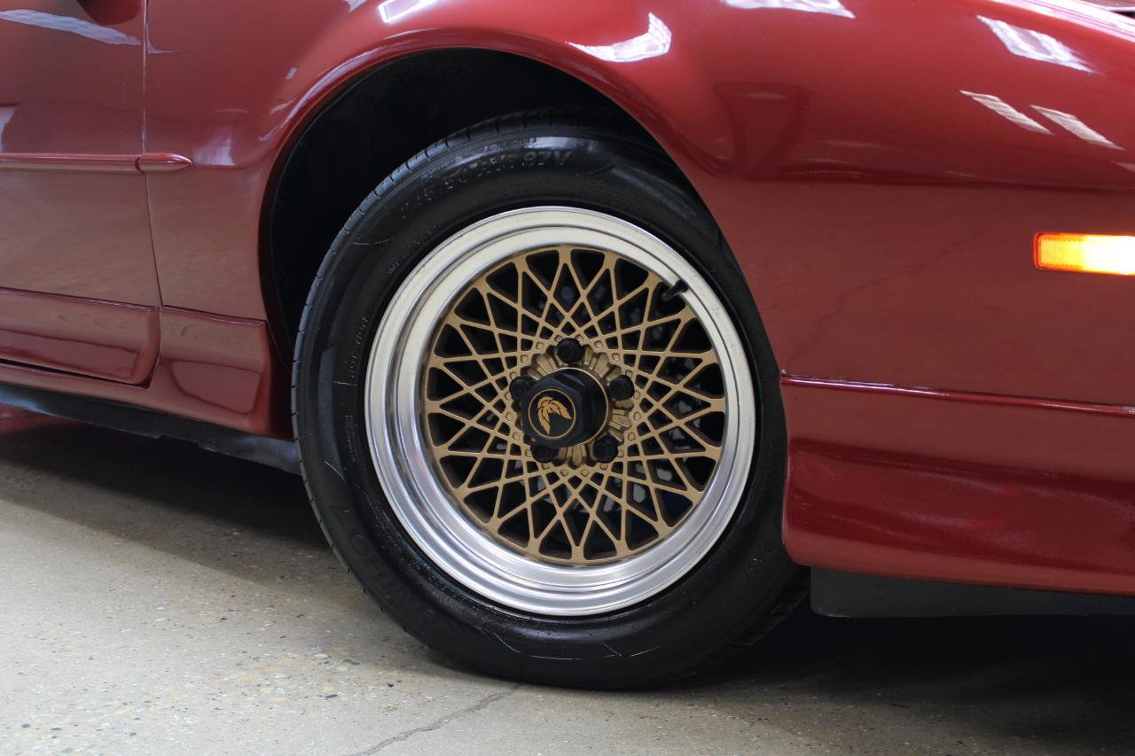 Used 1987 Pontiac Firebird Trans Am image 4