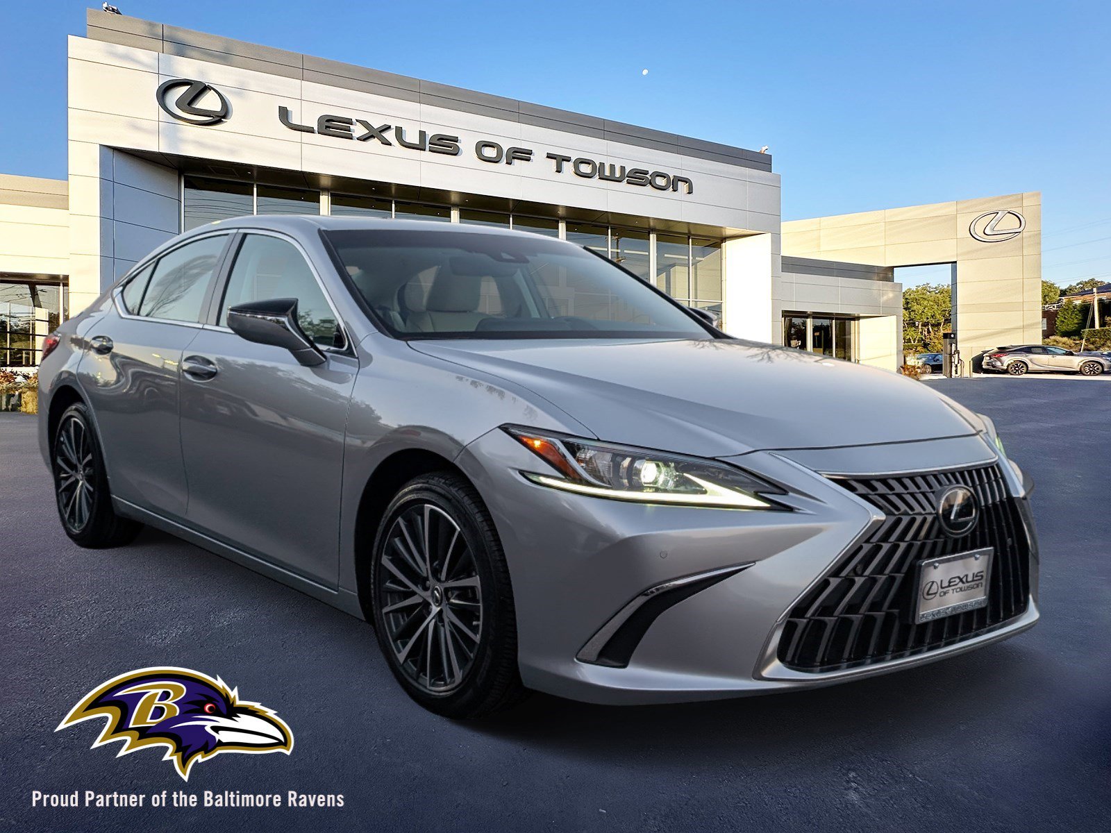 Certified 2025 Lexus ES 300h w/ Premium Package