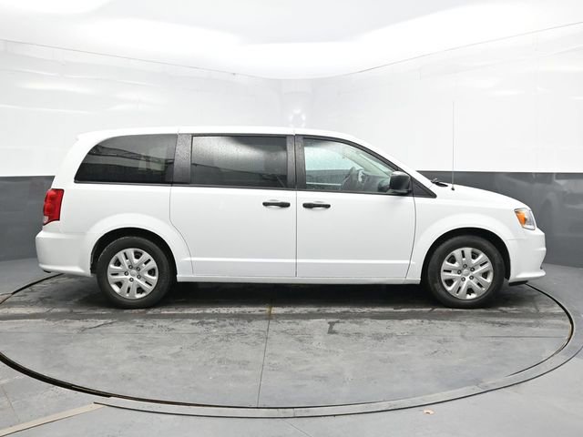 Used 2019 Dodge Grand Caravan SE FWD image 8