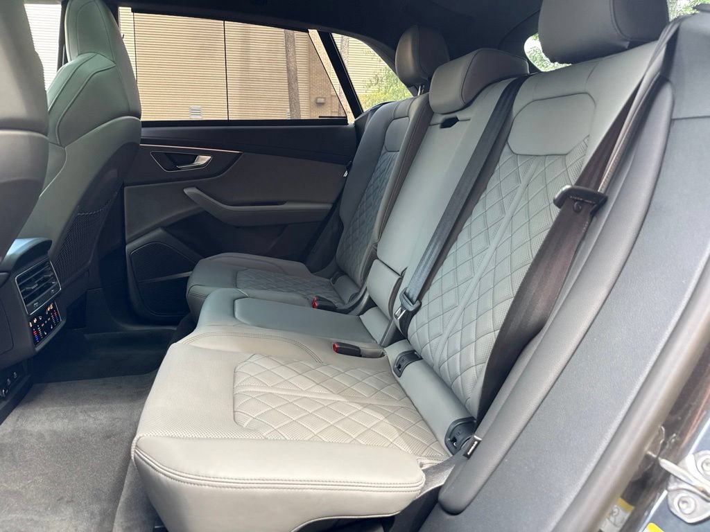 New 2027 Audi SQ8 Prestige AWD/4WD image 37