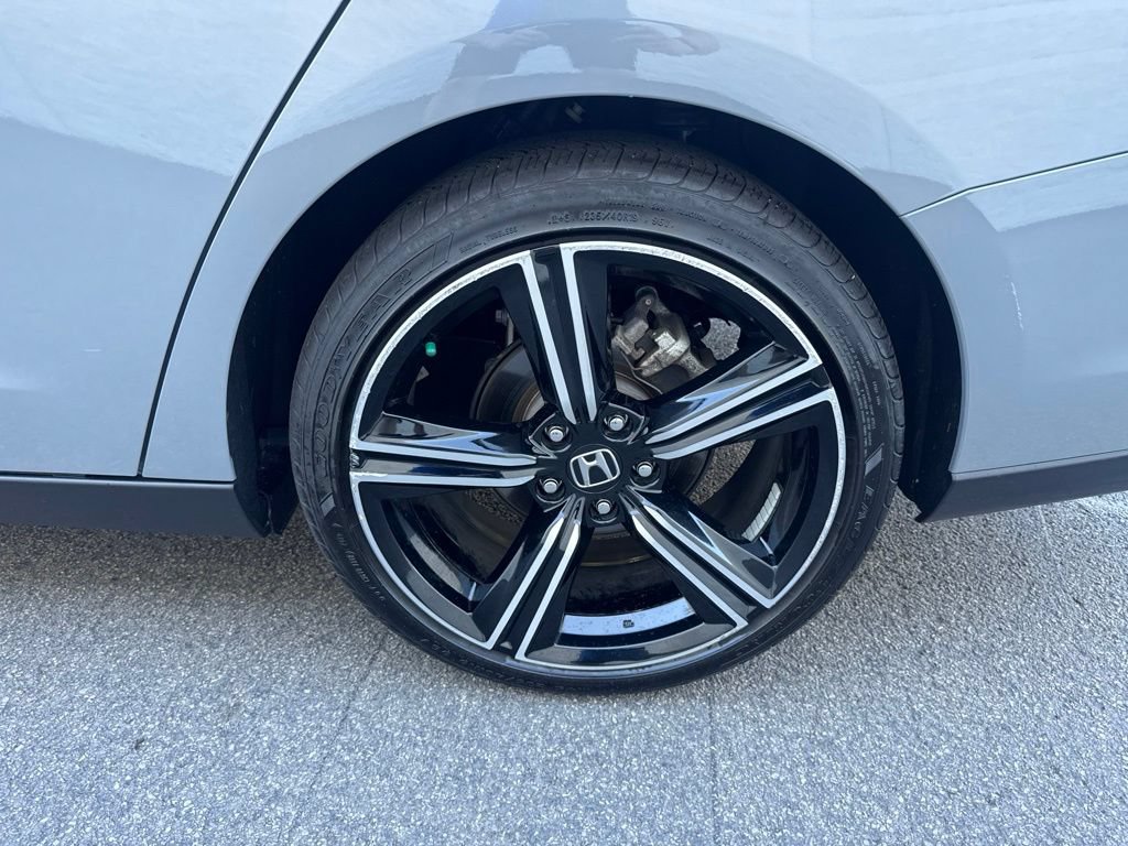 Certified 2025 Honda Accord Sport image 13