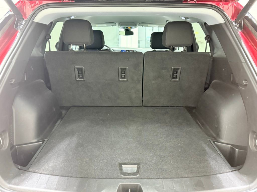 Used 2022 Chevrolet Blazer LT FWD image 34