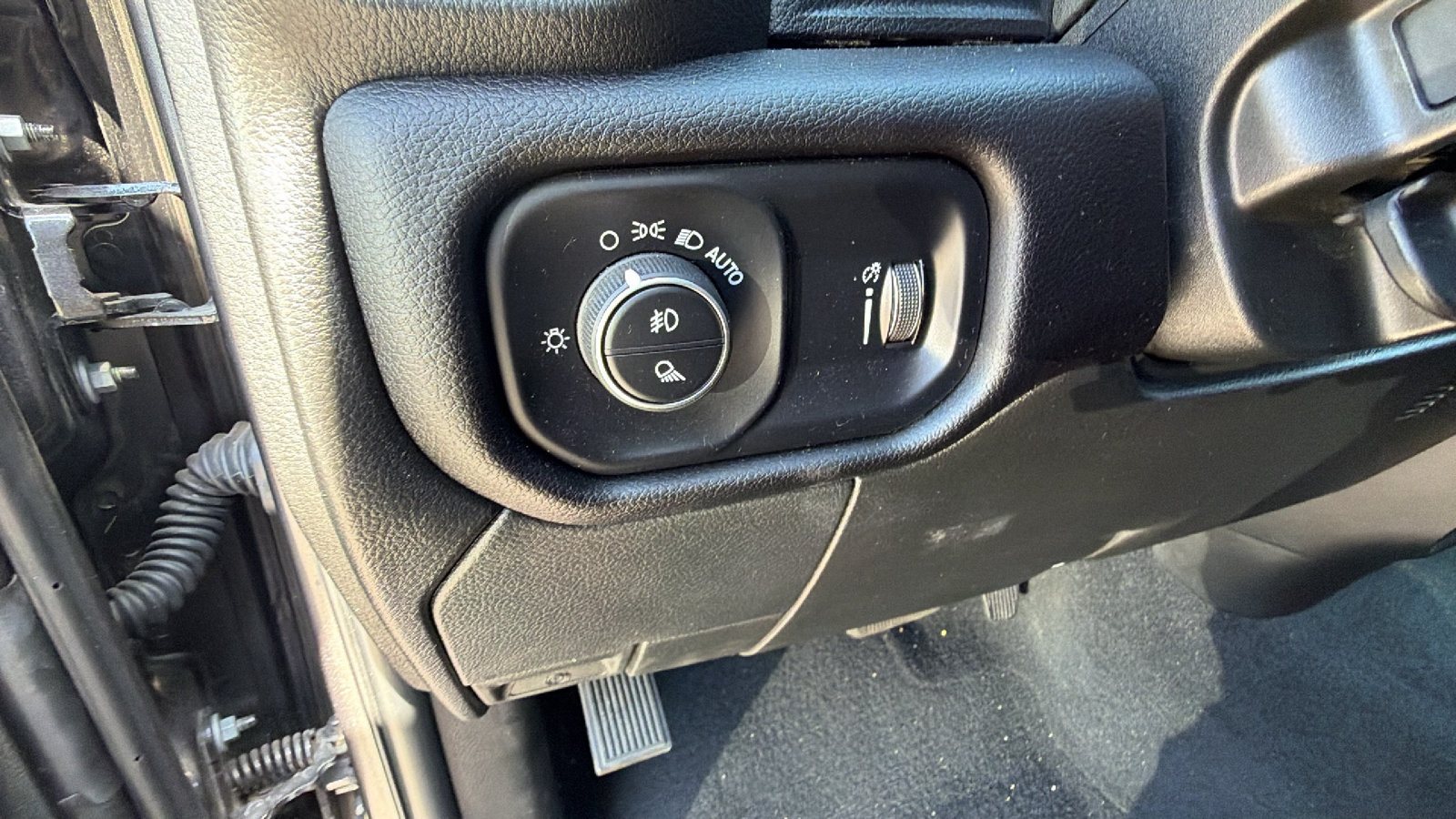 Certified 2025 RAM 2500 Big Horn AWD/4WD image 24