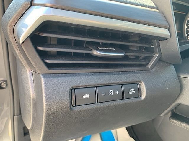 Used 2023 Nissan Altima 2.5 SV image 24