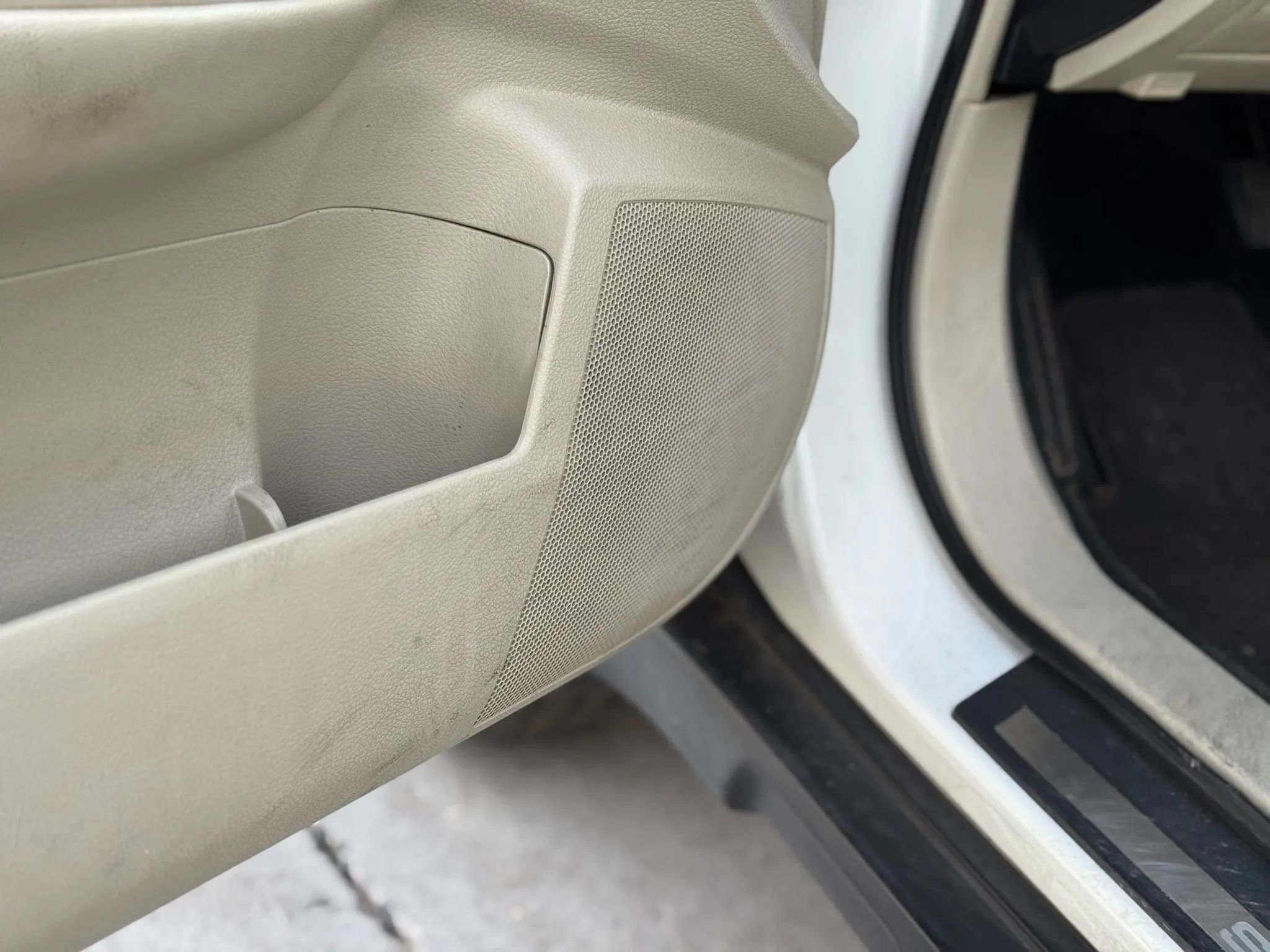 Used 2013 Subaru Outback 2.5i Limited w/ Moonroof Pkg image 13