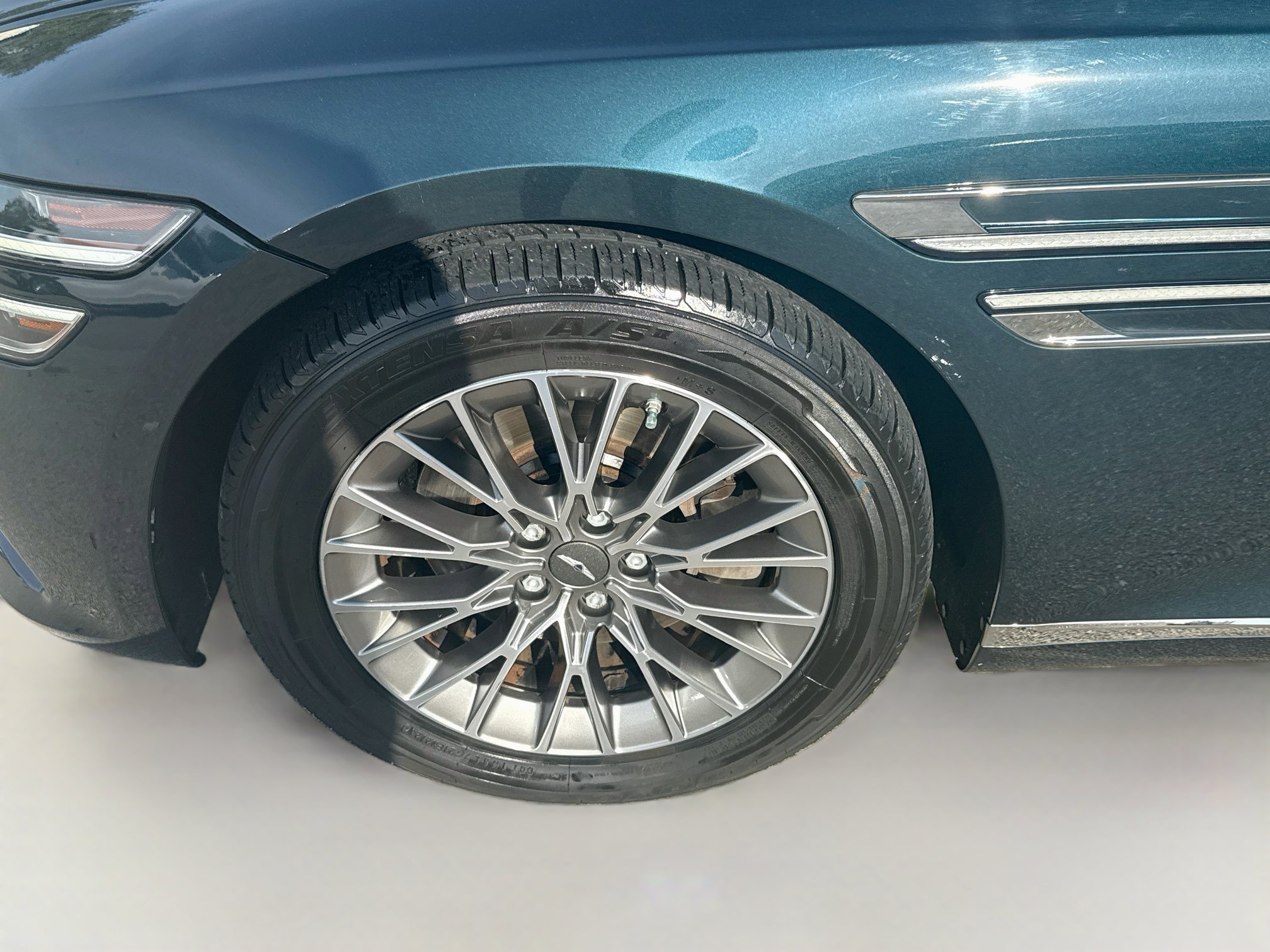 Used 2021 Genesis G80 2.5T RWD image 37