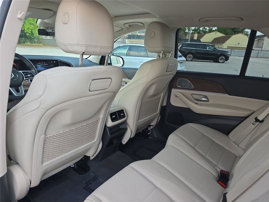 Used 2020 Mercedes-Benz GLE 350 4MATIC image 11
