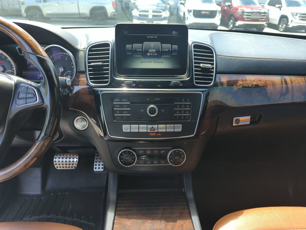 Used 2016 Mercedes-Benz GLE 400 4MATIC image 24