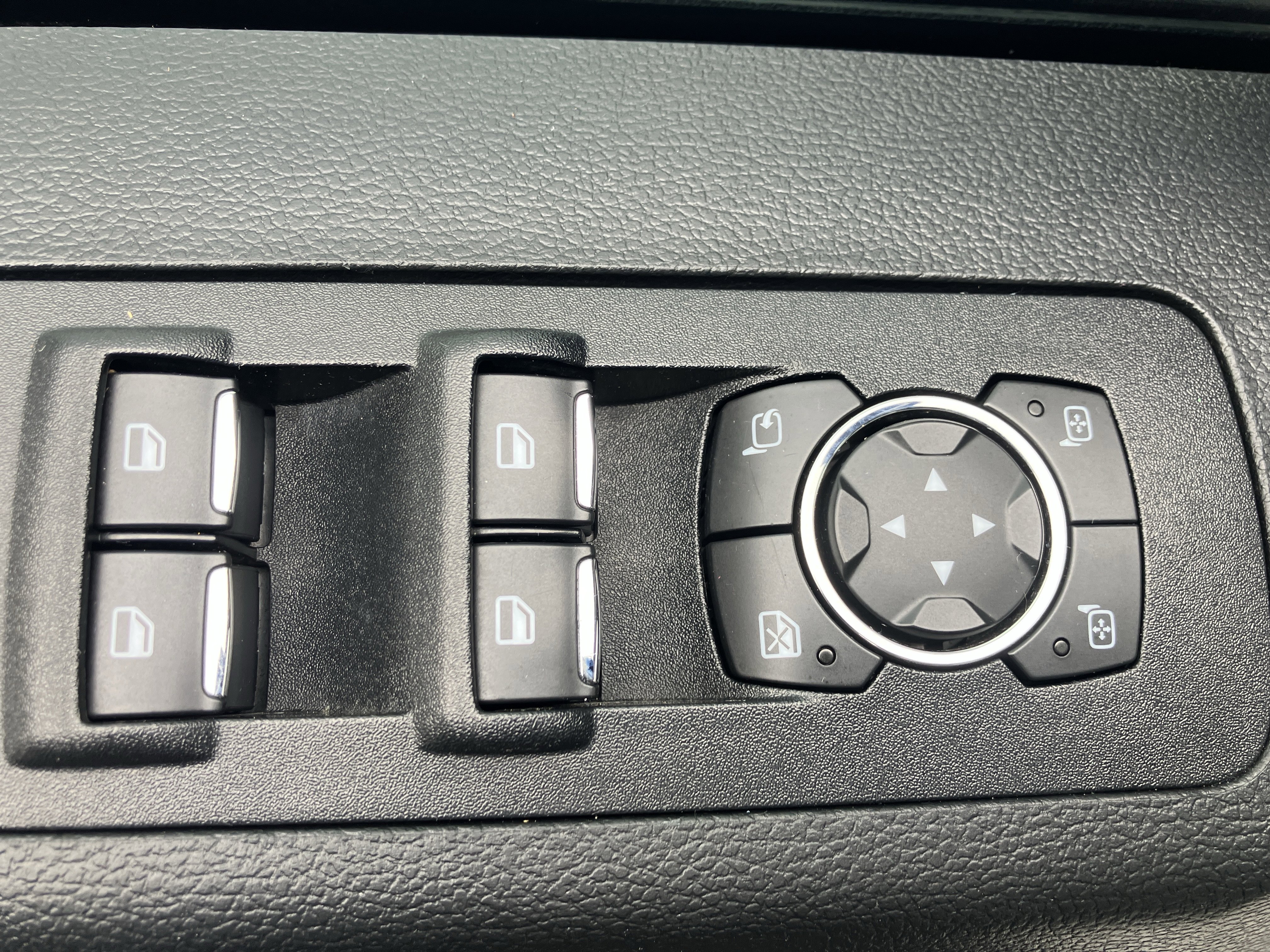 Used 2019 Ford F150 Lariat w/ Equipment Group 502A Luxury image 21