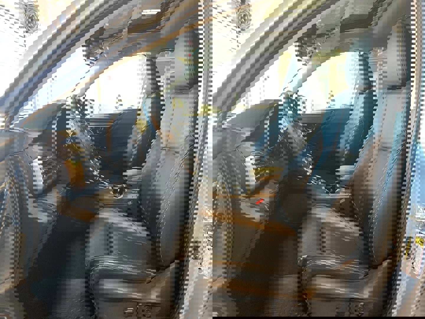 Used 2023 Subaru Outback Limited image 8