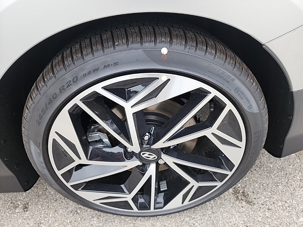 New 2025 Hyundai Ioniq 6 SEL image 11