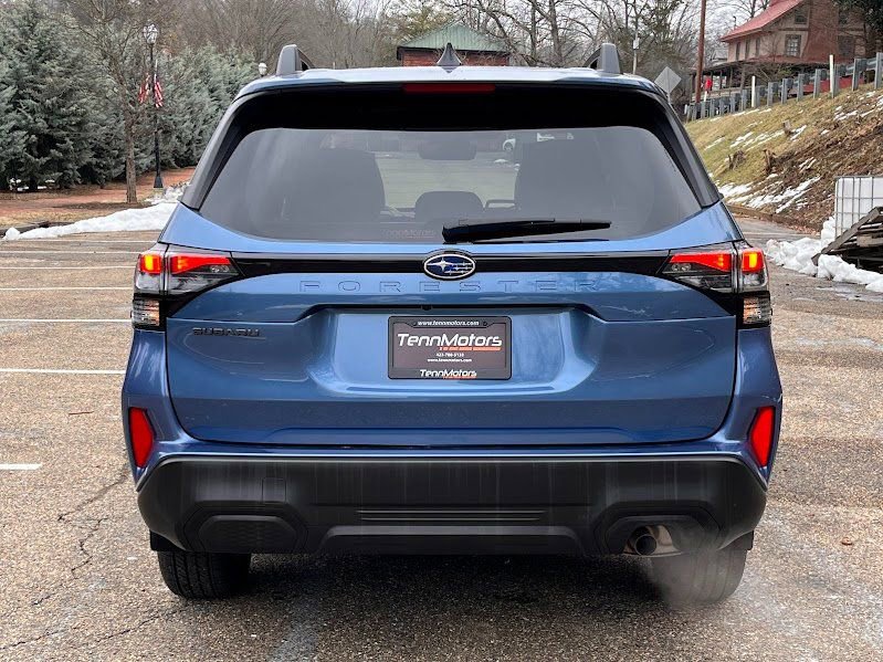 Used 2025 Subaru Forester Premium w/ Convenience Package #2 image 22