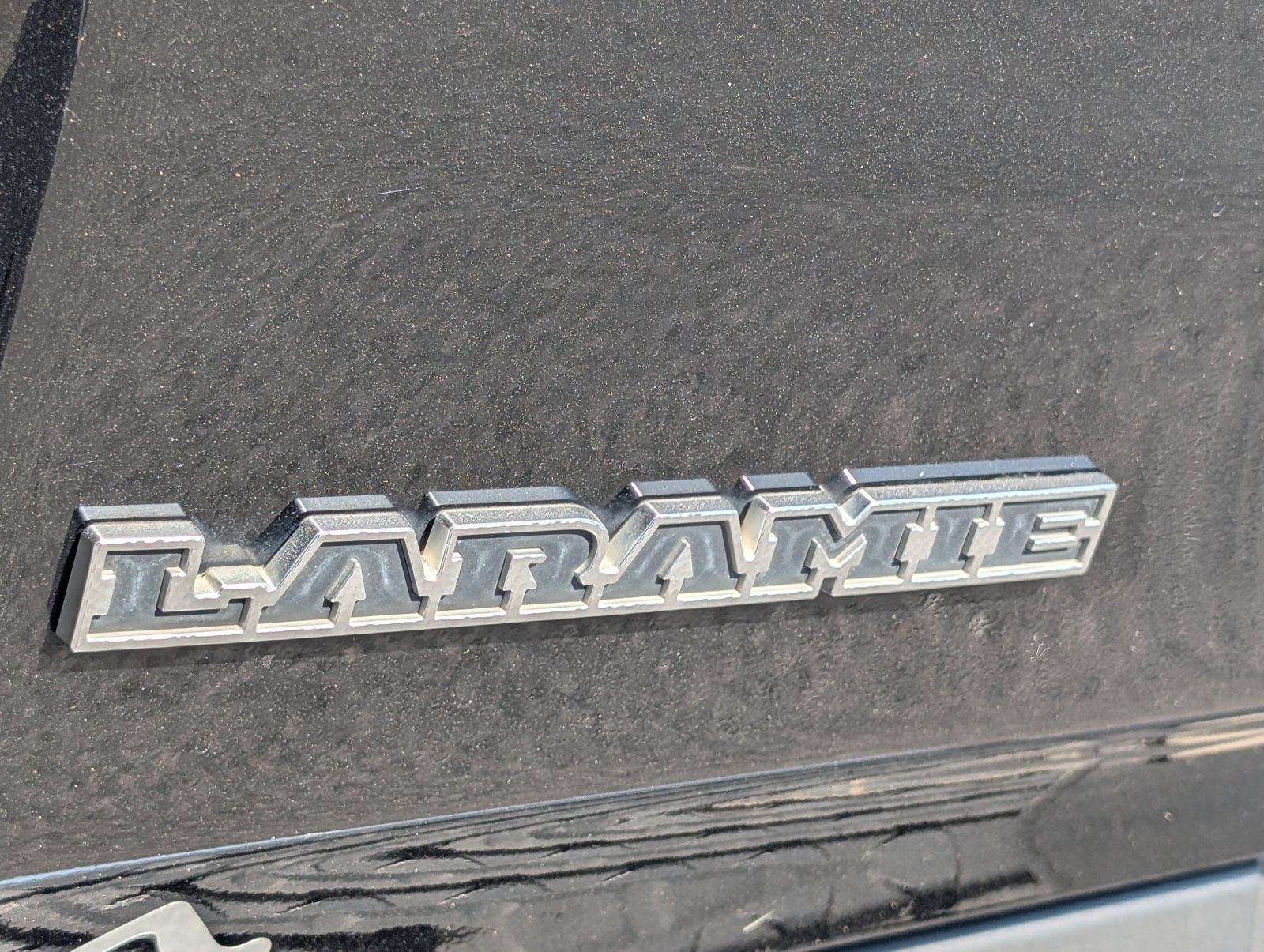 Used 2024 RAM 1500 Laramie AWD/4WD image 6