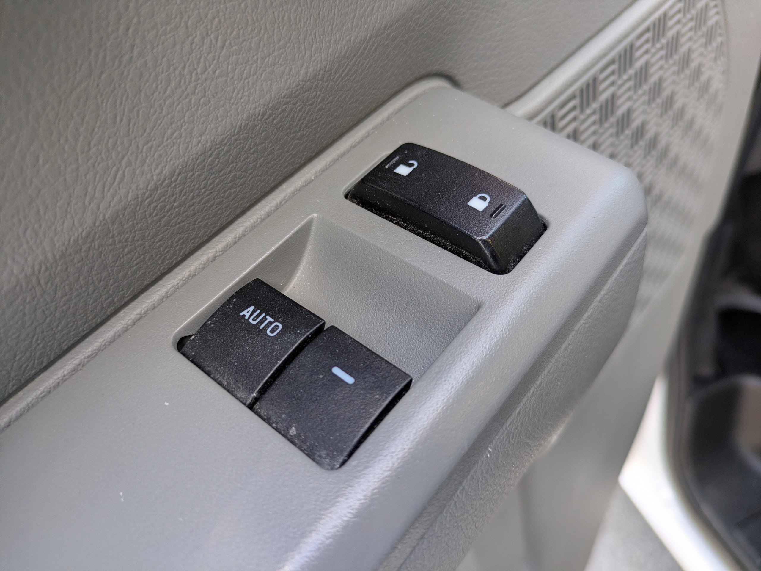 Certified 2023 Ford E-450 and Econoline 450 Super Duty w/ Power Windows & Locks Group RWD image 20