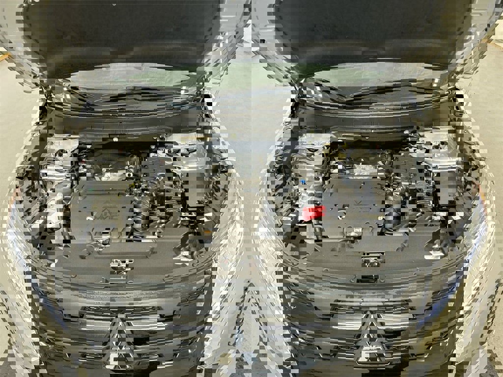 New 2025 Mitsubishi Outlander Sport LE image 9