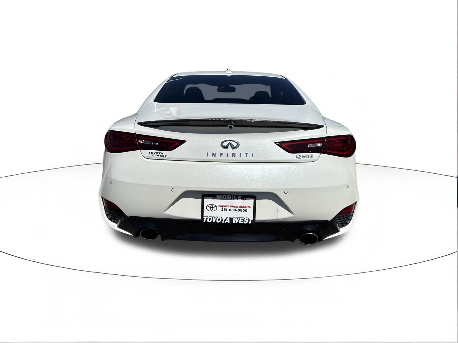 Used 2018 INFINITI Q60 3.0t Sport w/ Sensory Package 3.0T Sport RWD image 4