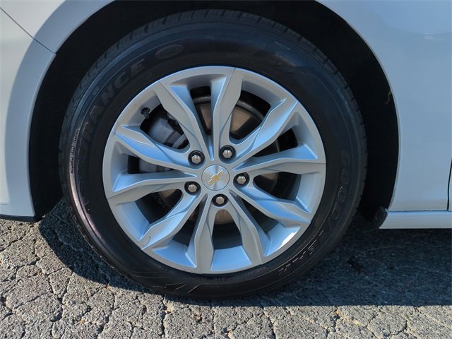 Used 2024 Chevrolet Malibu LT image 10