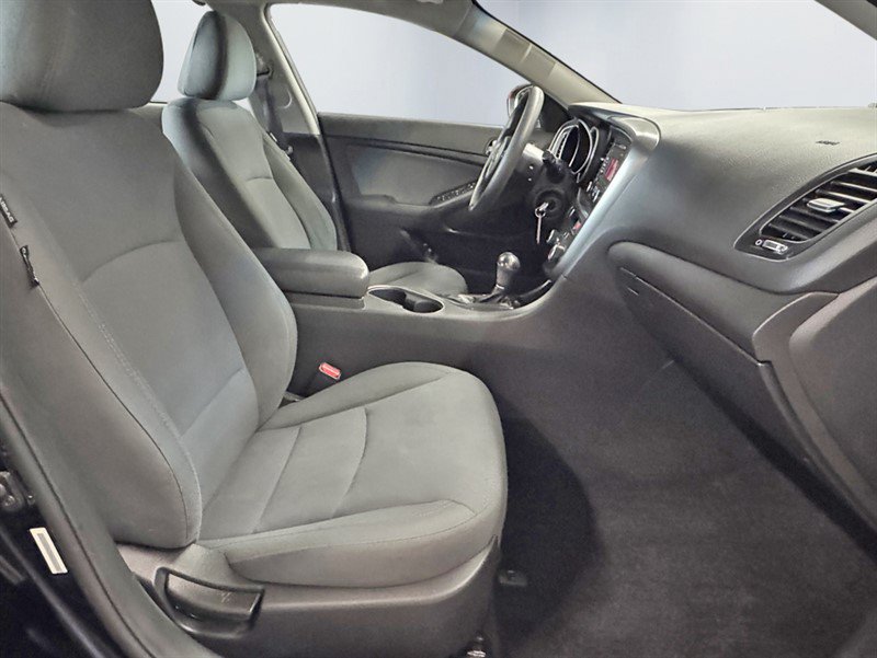 Used 2015 Kia Optima LX FWD image 19