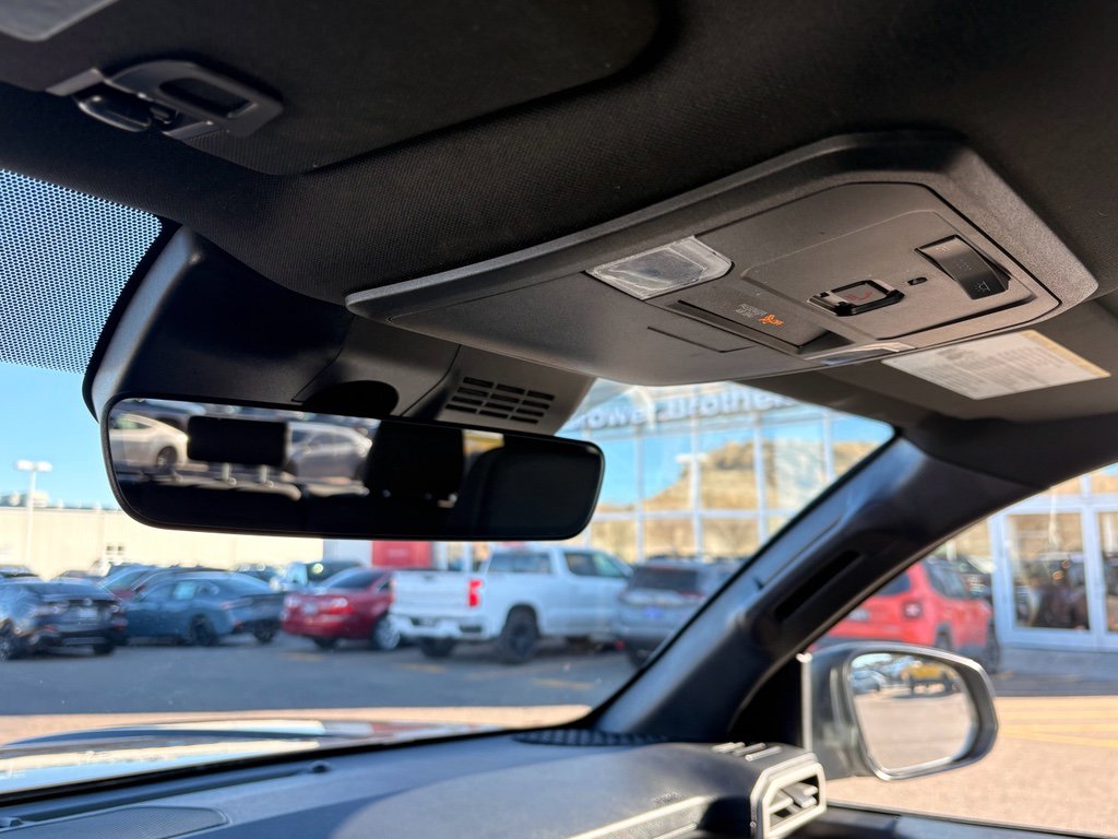 Used 2024 Toyota Tacoma TRD Off-Road image 28