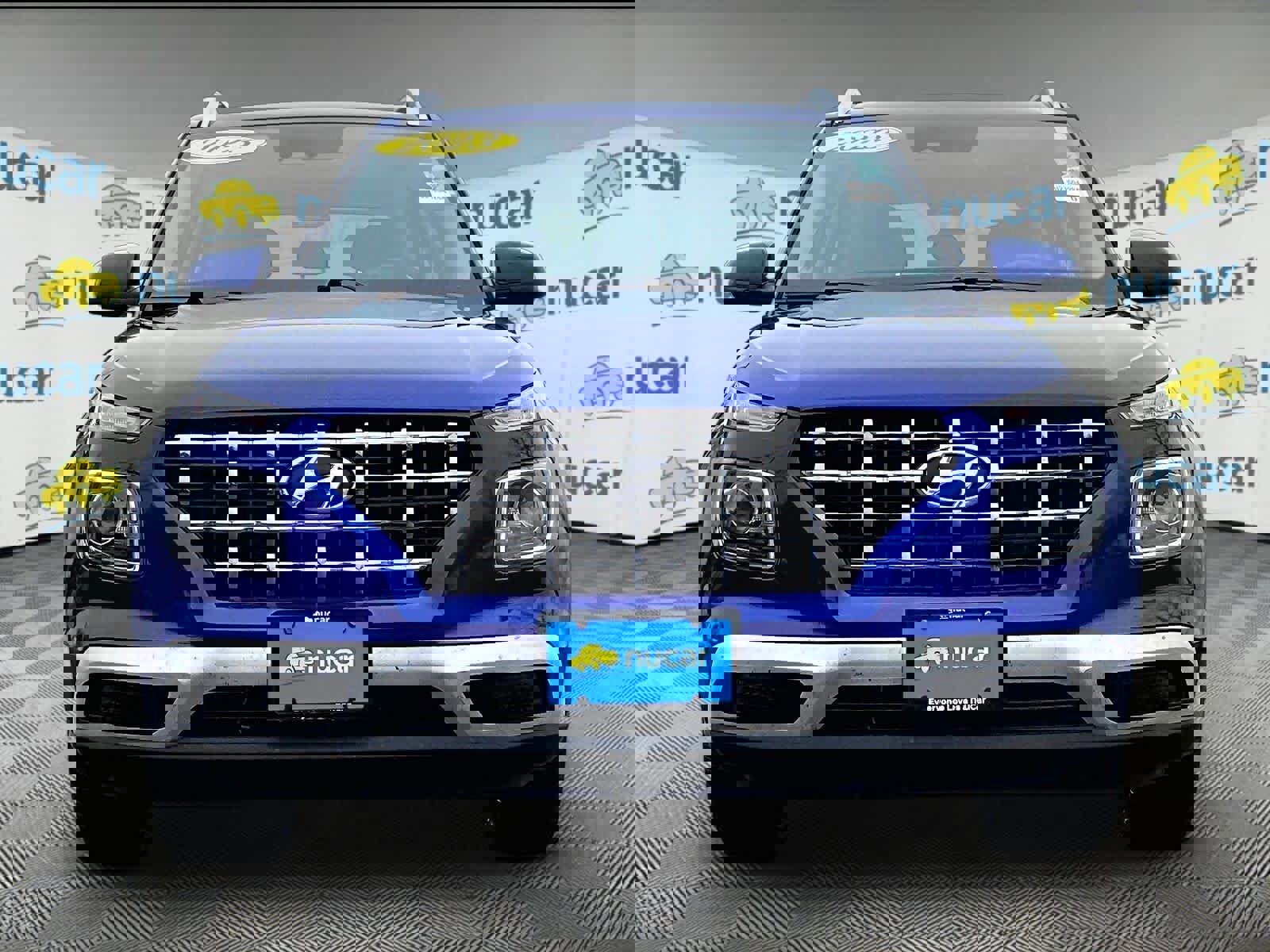 Used 2023 Hyundai Venue SEL image 2