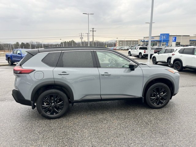 Certified 2023 Nissan Rogue SV w/ SV Premium B Package image 8
