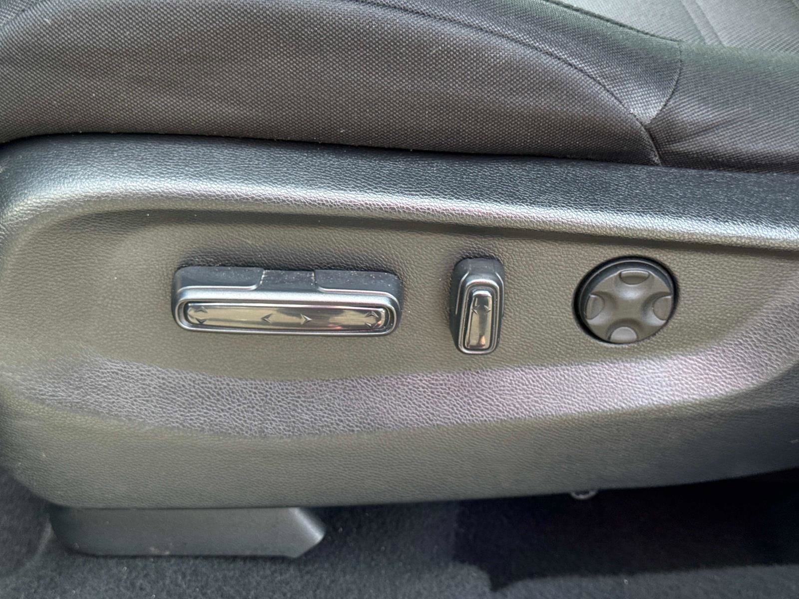 Certified 2022 Honda CR-V EX image 20