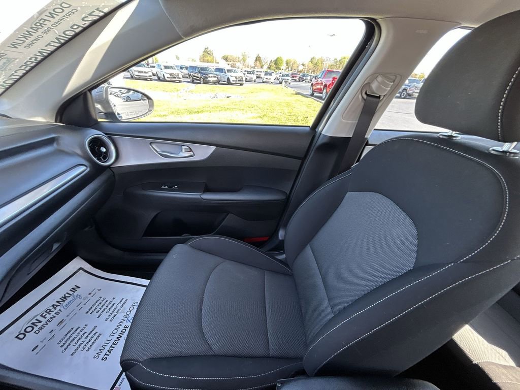 Used 2023 Kia Forte LXS w/ LXS Technology Package image 13