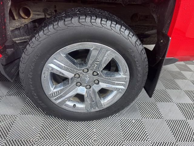 Used 2018 Chevrolet Silverado 1500 Custom w/ Custom Value Package AWD/4WD image 9