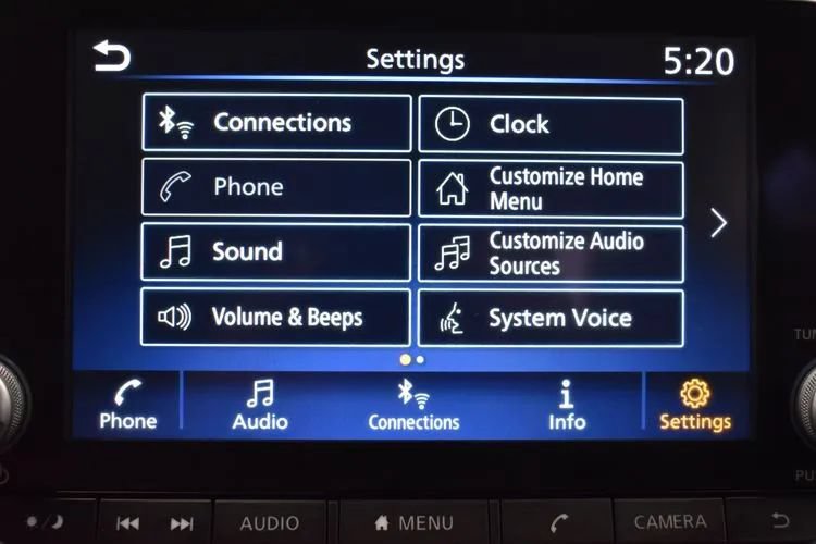 Used 2024 Nissan Sentra SV FWD image 29
