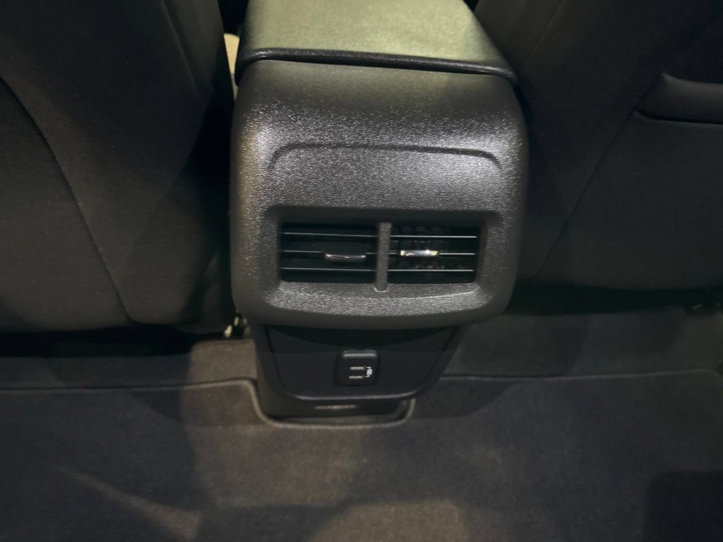 Used 2022 Chevrolet Equinox LT AWD/4WD image 21