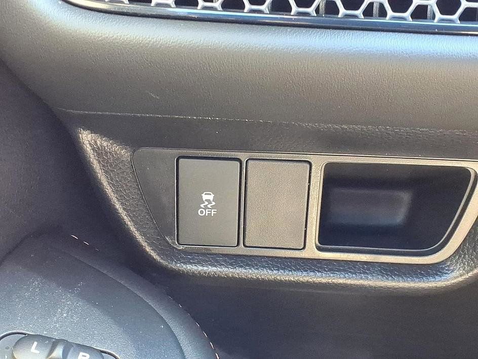 Certified 2026 Honda HR-V Sport image 19