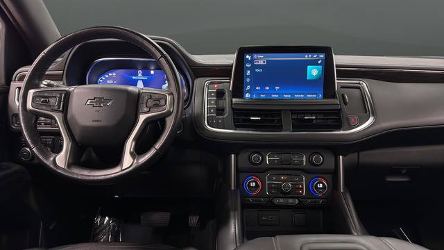 Used 2022 Chevrolet Tahoe Z71 w/ Luxury Package AWD/4WD image 11