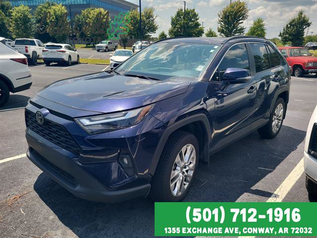 Used 2025 Toyota RAV4 XLE Premium FWD image 32