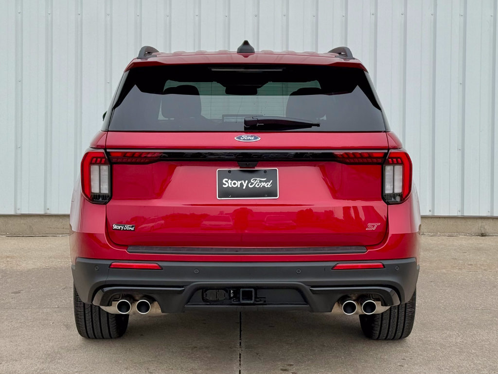 New 2026 Ford Explorer ST RWD image 5