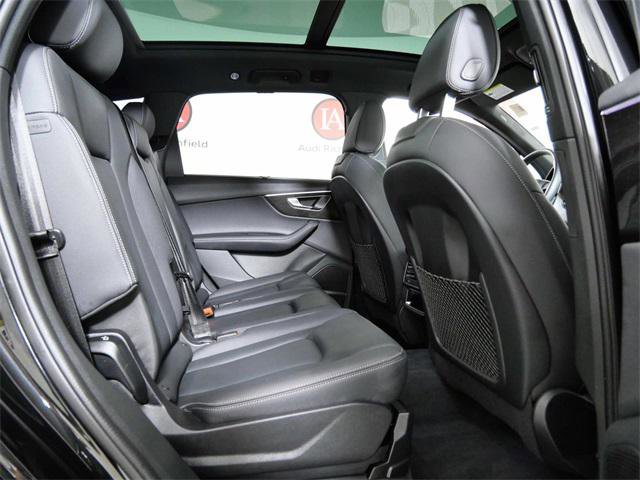 Certified 2025 Audi Q7 2.0T Premium Plus image 13