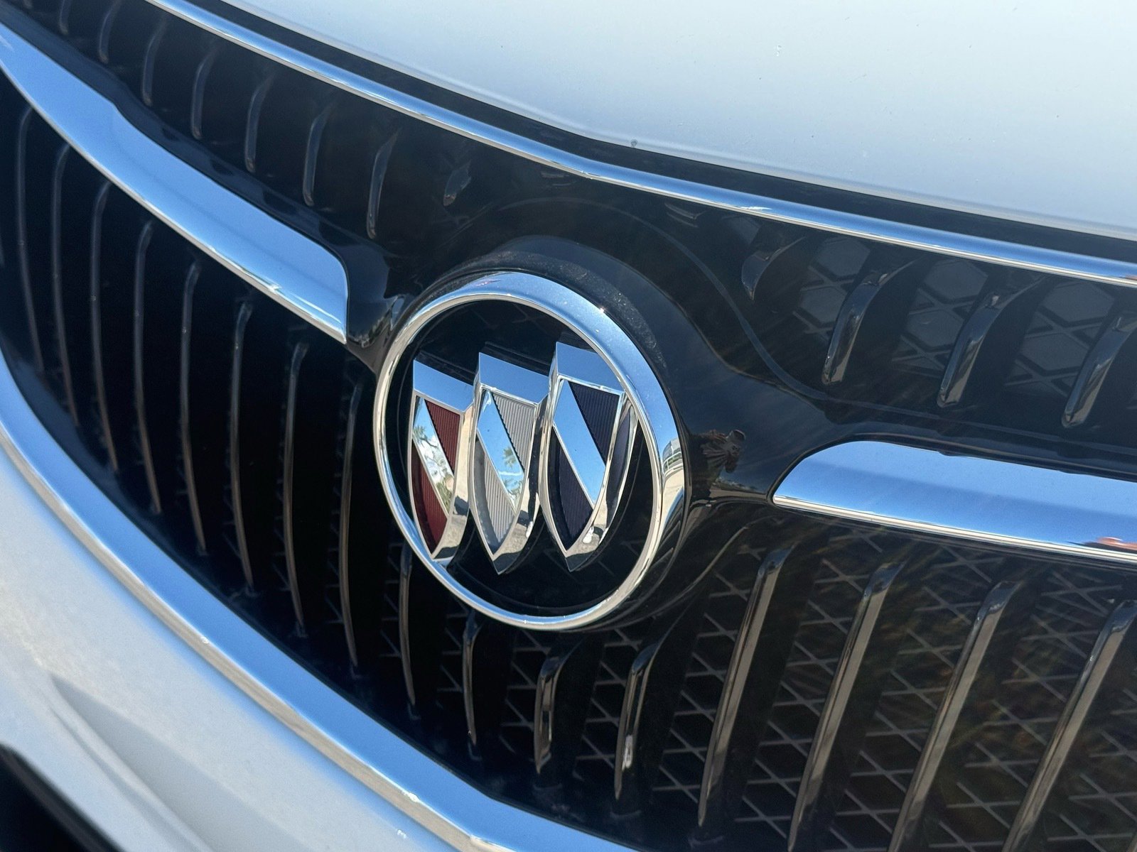 Used 2022 Buick Encore Preferred w/ Safety Package image 32