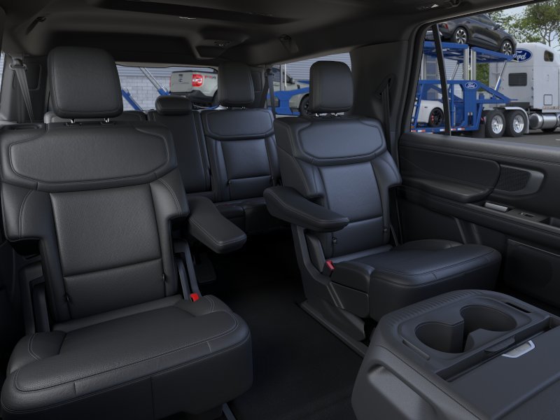 New 2026 Ford Expedition Max Platinum w/ Stealth Performance Package AWD/4WD image 11