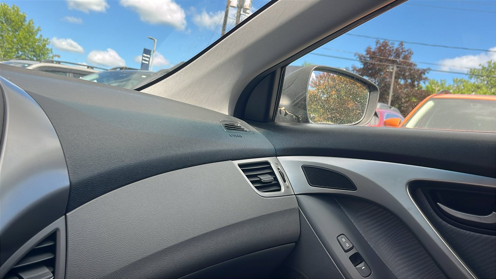 Used 2011 Hyundai Elantra GLS w/ Preferred Equipment Pkg 3 FWD image 19