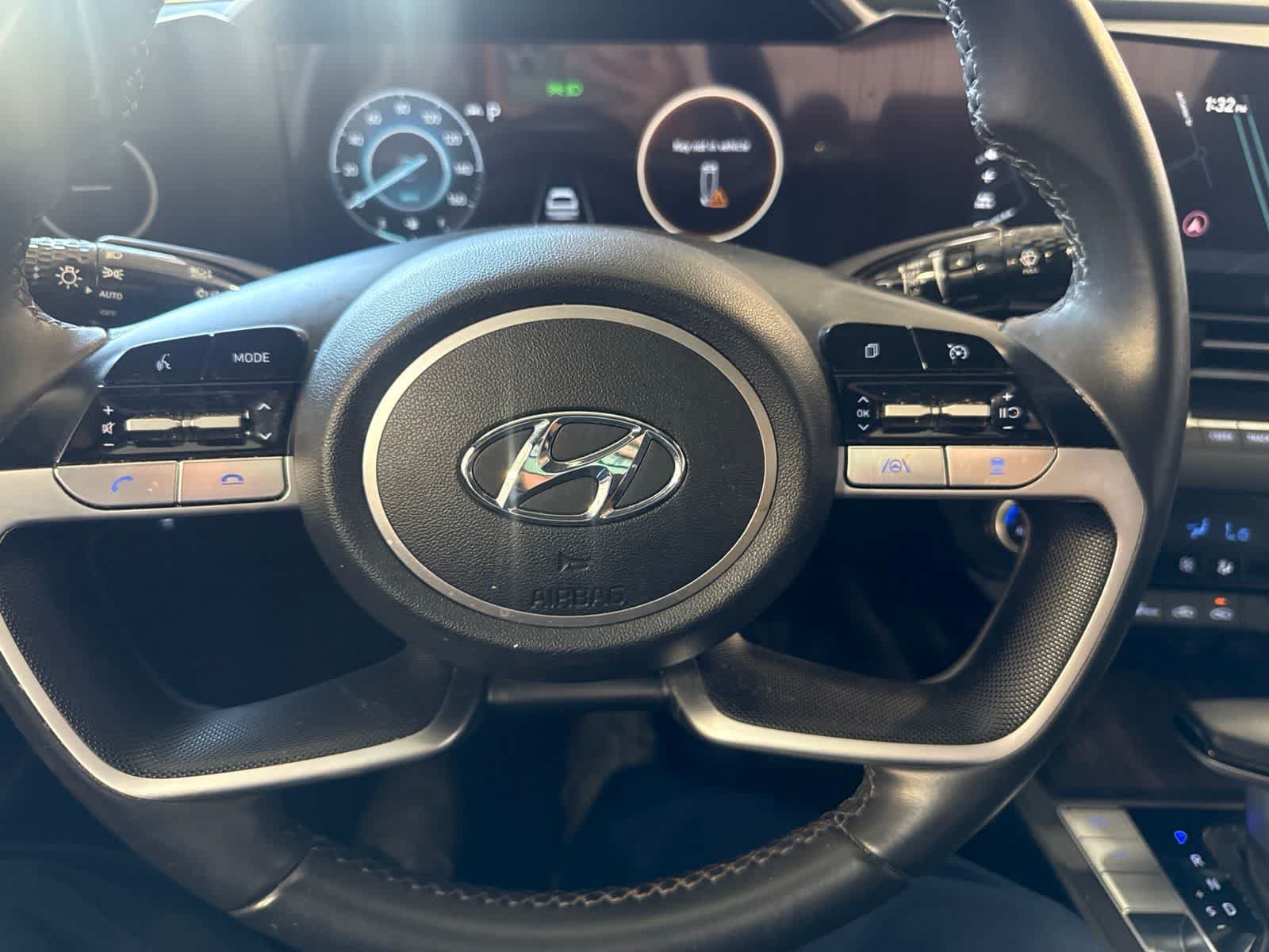Used 2023 Hyundai Elantra SEL w/ Convenience Package FWD image 21