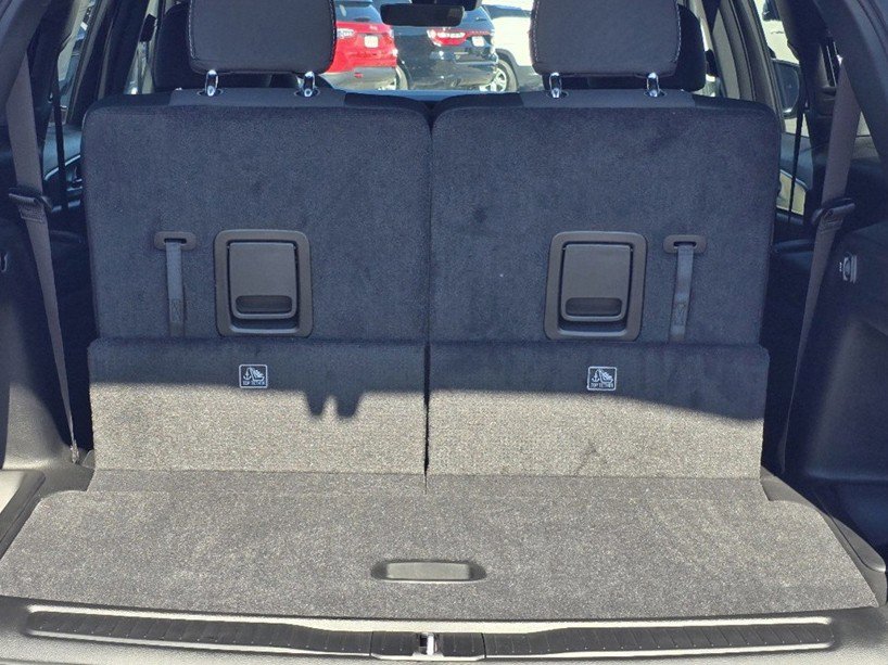 New 2025 Jeep Grand Cherokee L Laredo image 14