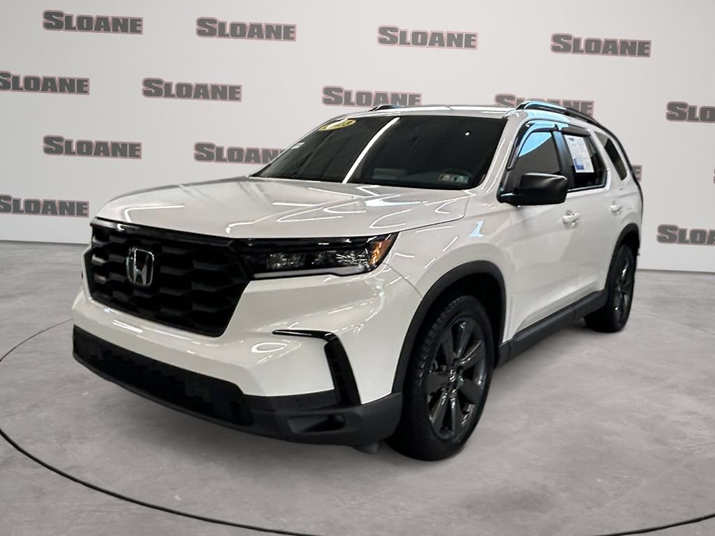 Certified 2023 Honda Pilot Sport image 1